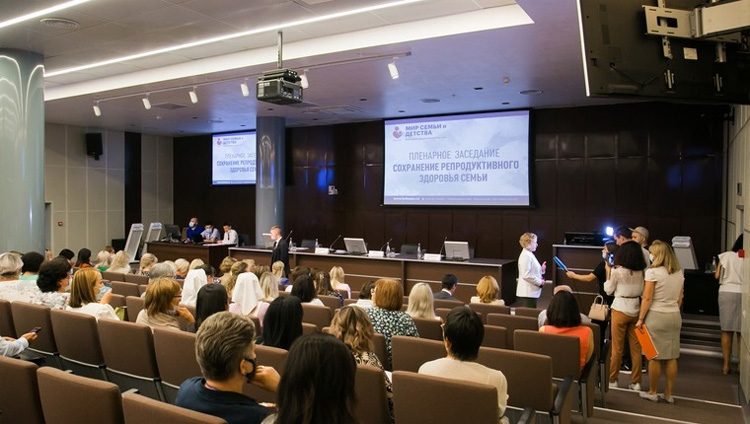 Мир семьи и детства 2022